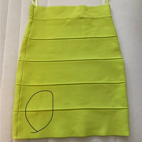 BCBGMAXAZRIA Skirt - Picture 2 of 3